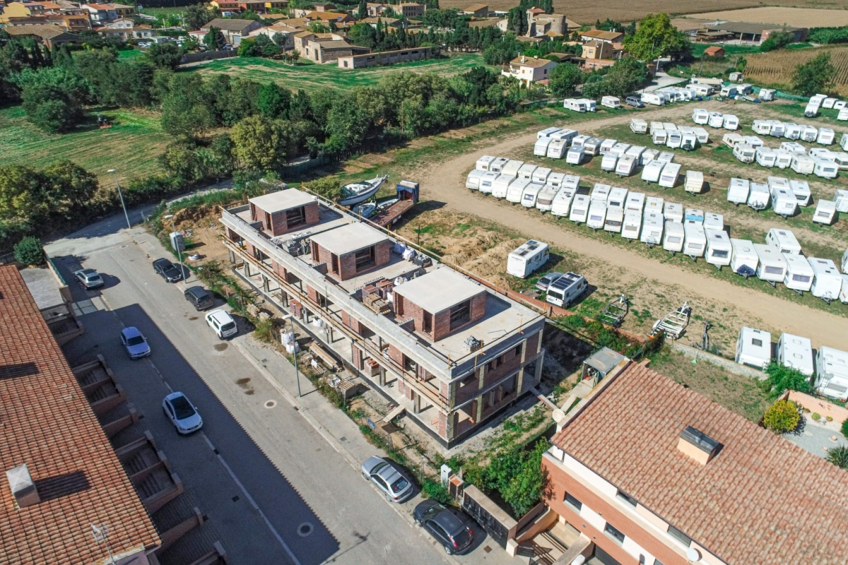 Construction de 6 maisons à Vilatenim (Figueres)